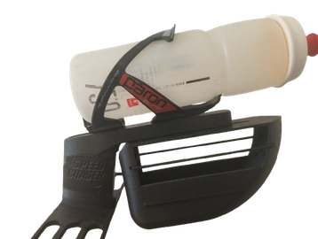 Bike water bottle holder with an attached bento box