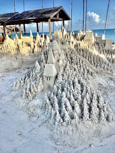 98 degrees reunion concert 2022 at Beaches Resort in Turks and Caicos.. sandcastle built by Scott Do