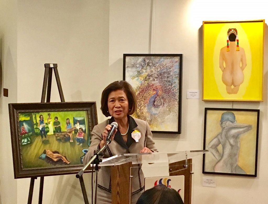 Loida Nicolas Lewis