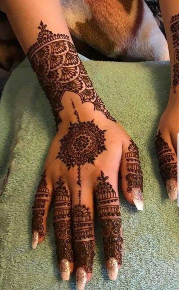 Bridal Guest Mehndi look.