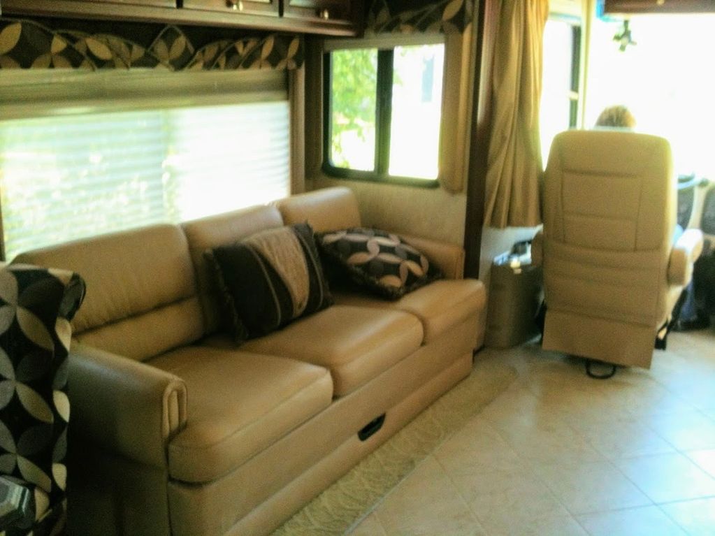 2007 Phaeton before remodel.