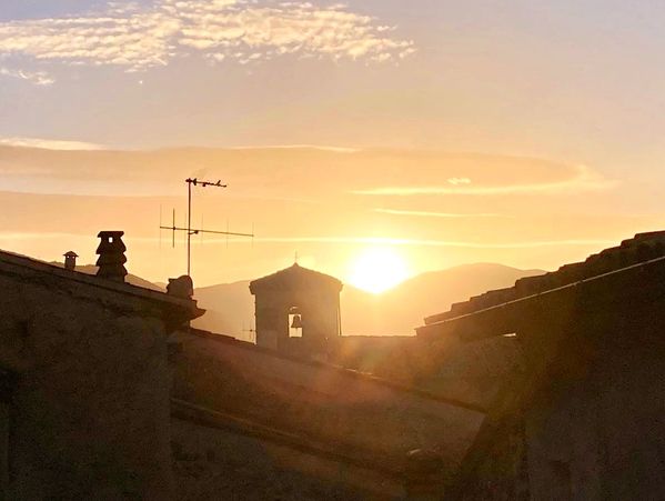 Beautiful sunset views from the terrace of the 3 bedroom, holiday apartment in Sulmona, Abruzzo