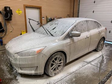 Full foam cannon suds bath