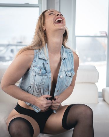 Boudoir Photography Winnipeg www.photographywinnipeg.ca