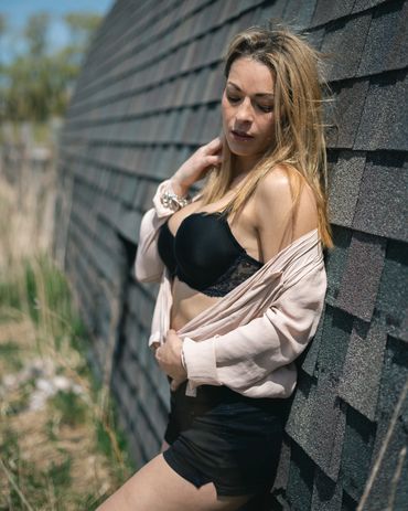 Suzi. Portrait Photography Winnipeg www.photographywinnipeg.ca