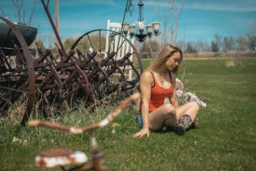 Suzi. Portrait Photography Winnipeg www.photographywinnipeg.ca