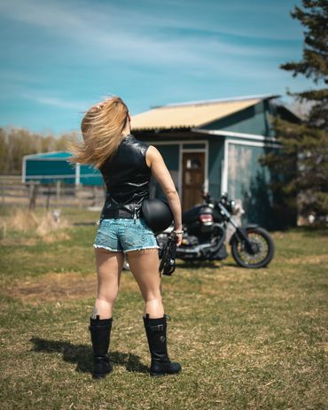 Suzi. Portrait Photography Winnipeg www.photographywinnipeg.ca