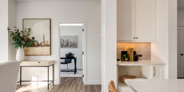Open concept living and kitchen space in Nanaimo listing