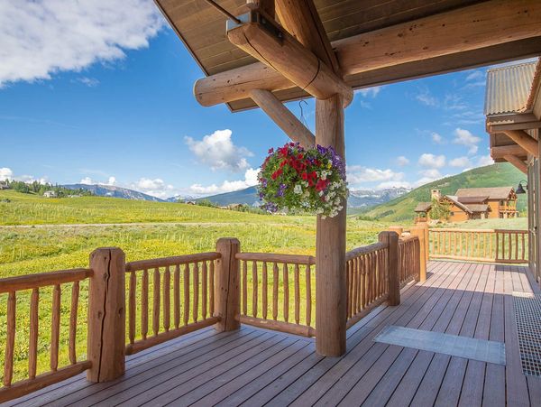 Wildhorse at Prospect
Crested Butte Mountain Homes for Sale
Custom Home Builder
Ski in Ski out