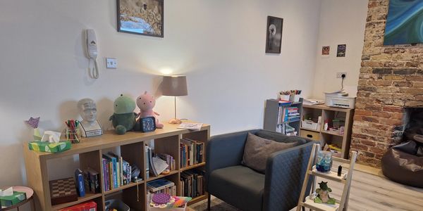 Counsellor in Rayleigh, Essex. Children, teenagers and adults. ASD, ADHD, ND and Eating disorders
