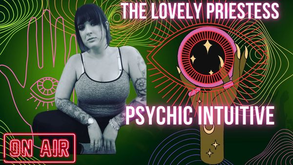 The lovely priestess psychic intuitive on air.