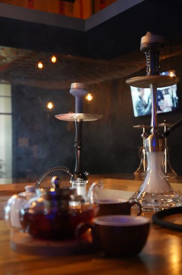 ANQOR Hookah Lounge in Orlando with a selection of tea and good atmosphere.