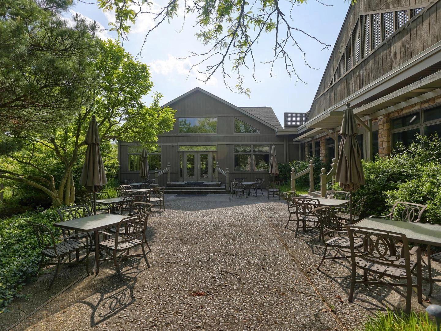 A view of the upper patio at The Manor at Mountain View in Harrisburg