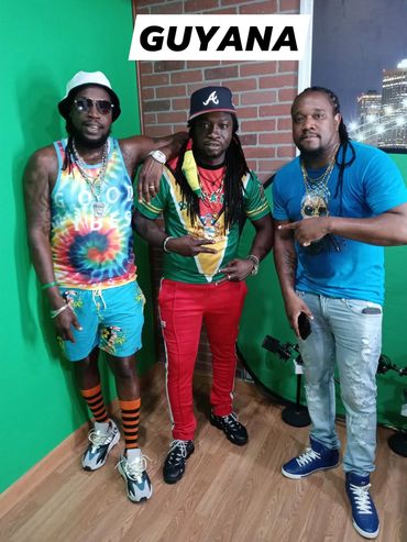 Photos from Kendesi.com of Gucci Boss