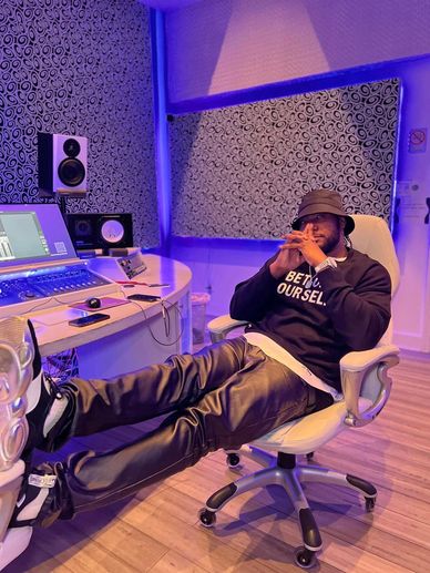 Bossman (aka Travis Holifield)Biography, Interviews, Photos & Music Videos - Kendesi.com