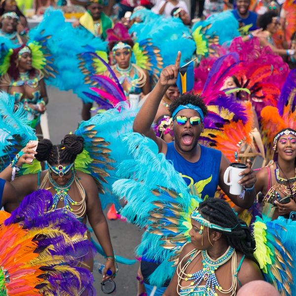 KENDESI.COM GUYANA: Your guide to music, fashion, film, nightlife, & events and parties in Guyana.