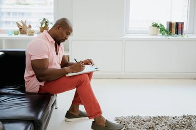 filling out intake forms https://abracupuncture.com/contact
