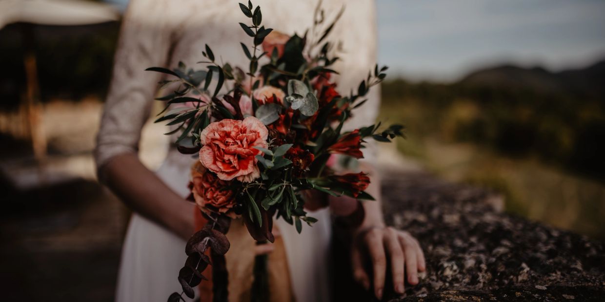 picture by @hygeeweddings