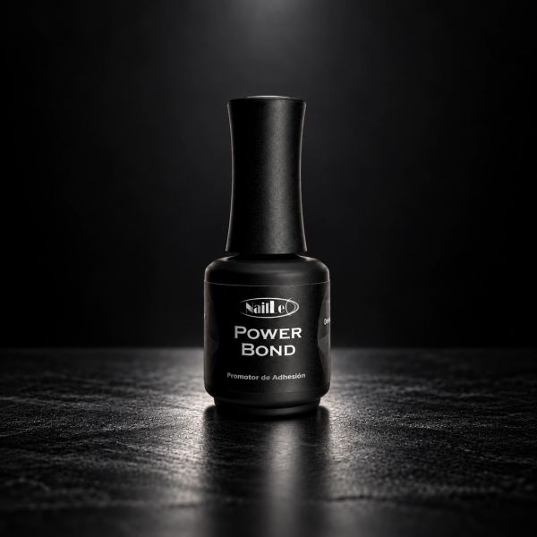 Botella negra de Power Bond para uñas.