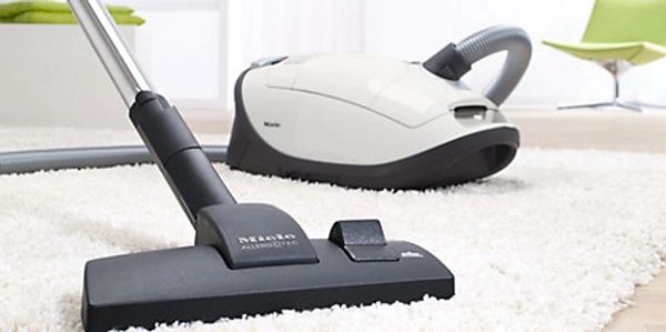 Premium Miele C3 Complete canister vacuum