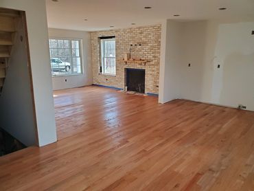 Polyurethane on hardwood flooring