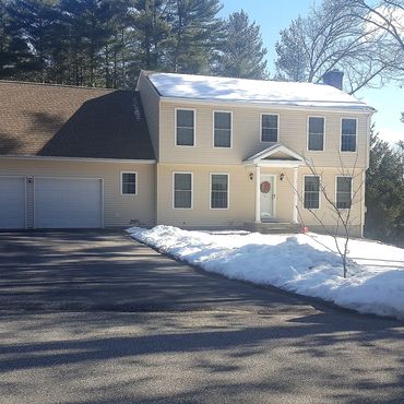 29 Adeline Place Mansfield, CT
A custom colonial with 2100 sqft of living space