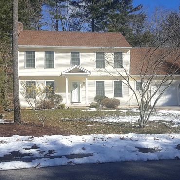 23 Adelin Place Mansfield, CT
A custom colonial with 2100 sqft of living space