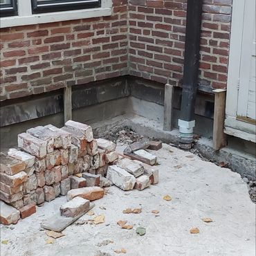 Continuous shoring