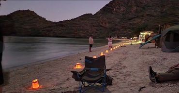 Playa El Coyote , Noche de Belas
