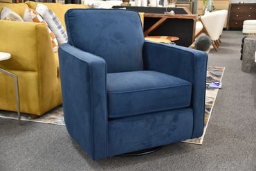FUS Bella Midnight Swivel Glider
$597