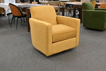 FUS Bella Harvest Swivel Glider
$597