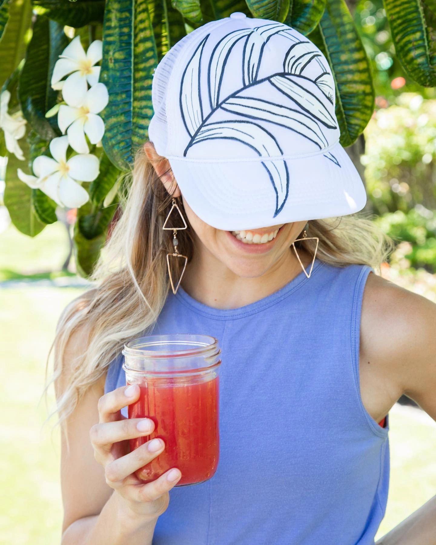 Fresh juice, made in Hawaii lifestyle gear, and the top brands in athleisure.