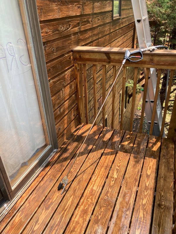 AFTER PRESSURE WASHING OF BALCONY