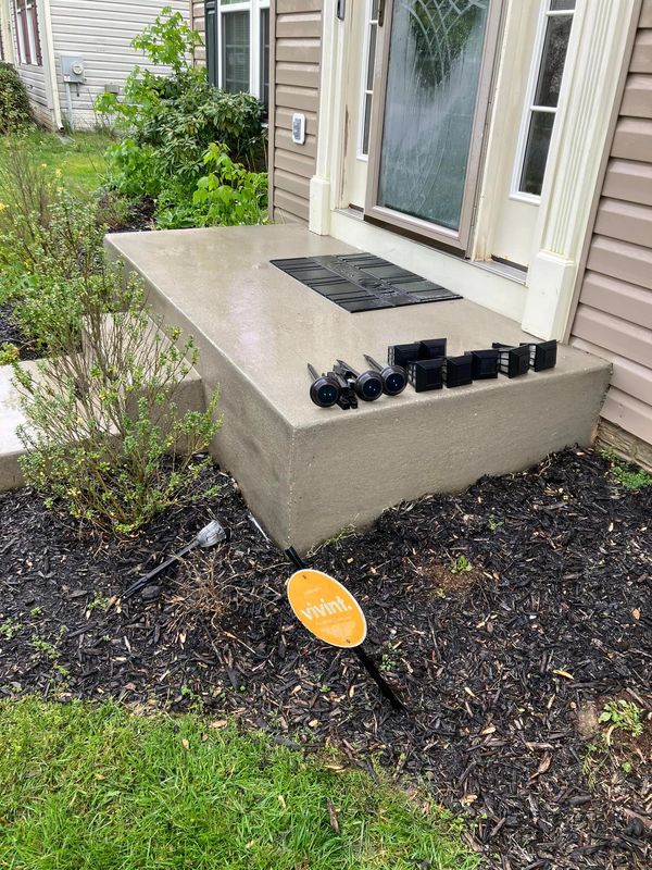 CONCRETE STEP CLEANING