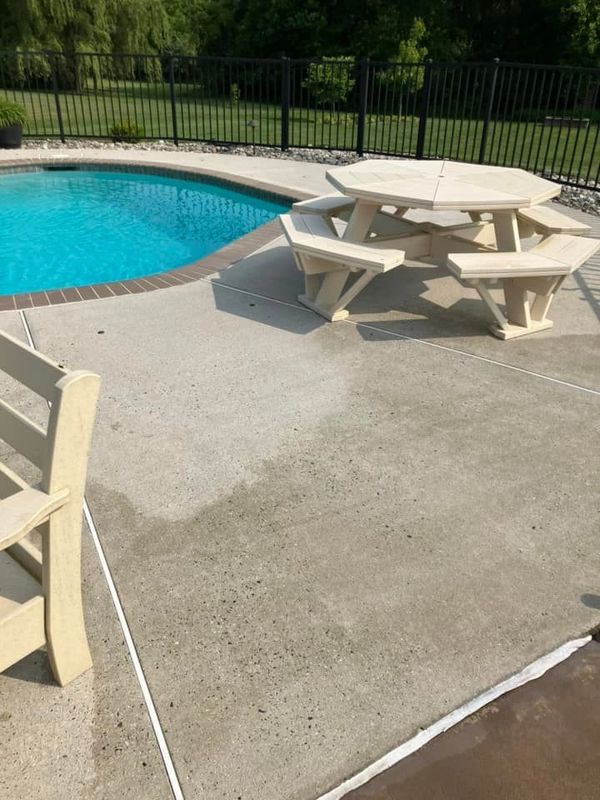 CONCRETE POOL AREA SURFACE CLEANING