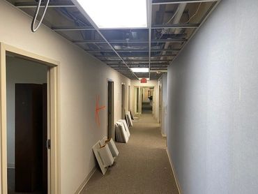 Images showing preliminary preparation for the demolition stage.