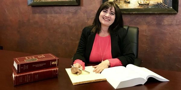 Zalena Kersting Family Law Attorney, Divorce, Custody, Adoption, Gilbert, Mesa, Phoenix, Arizona