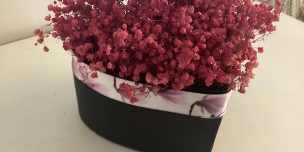 Valentine’s Day, Fresh flowers and Heart Shape boxes with flowers. Valentines Flowers