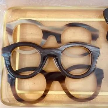 Buffalo Horn eyewear / glasses soaking in oil