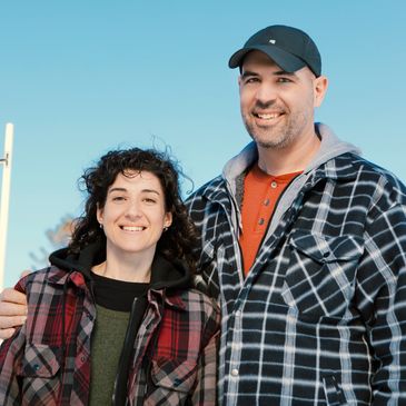 Les deux propriétaires de la ferme