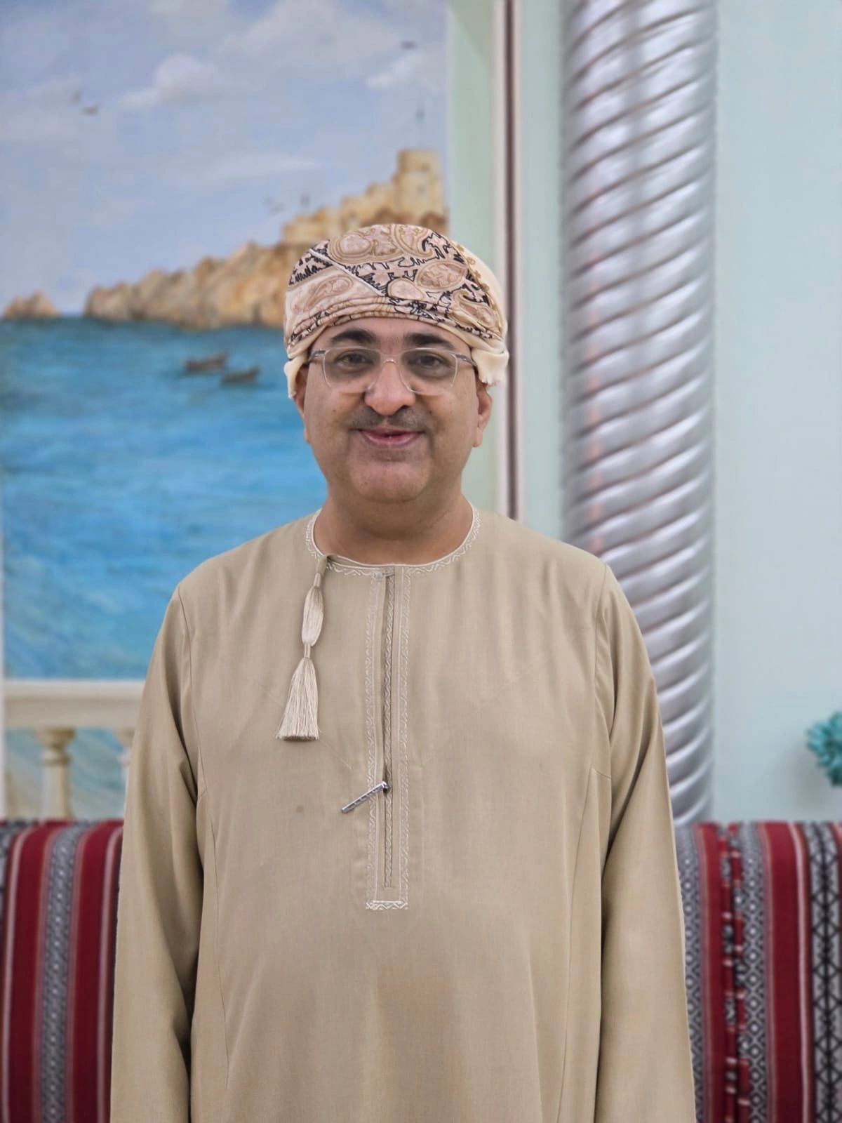 رائد مقبول علي سلطان، رجل أعمال ومستثمر عُماني