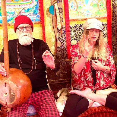 bhagavan-das, amulya-maa, ram-dass, neem-karoli-baba, be-here-now, bhakti, kirtan, yoga-mentorship