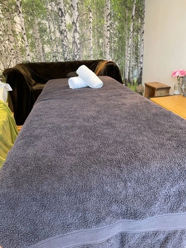 Shogetsu Massage - Massage Bed