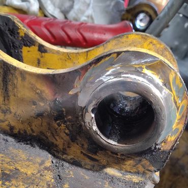 John Deere skid steer weld repair