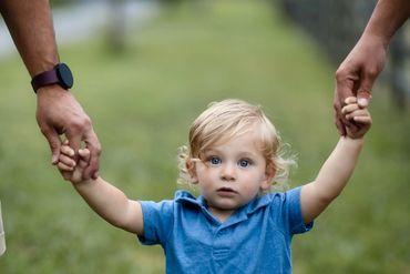 Lifestyle photography of a child in Mosheim, TN