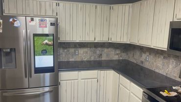 Cabinet painting Wisconsin and baraboo Wisconsin area for cabinet painting and tile backsplashes