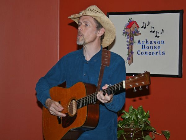 Jonathan Byrd performs at Arhaven House Concerts near Austin, TX
