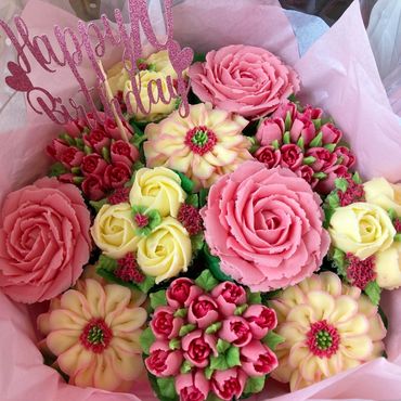 Cupcake bouquet buttercream birthday celebration wedding anniversary 