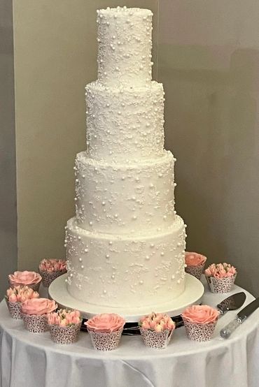 Fondant wedding cake with sugar pearls 