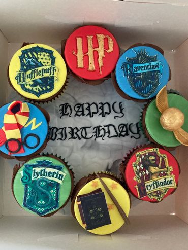 Harry Potter cupcake board